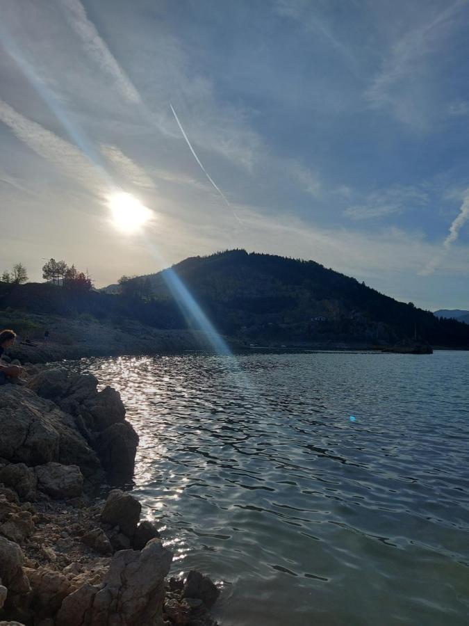 Tarska Carolija Zaovine Villa Popovici ภายนอก รูปภาพ